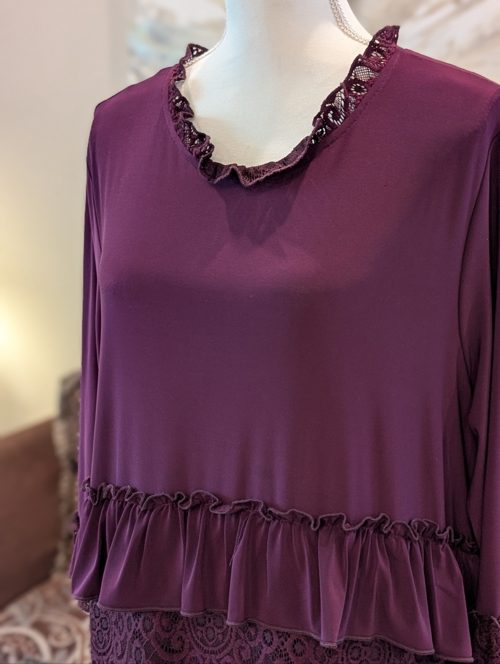 Women's Ruffled Tiered Lace Maxi Dress - Plum - Picture 3 of 5